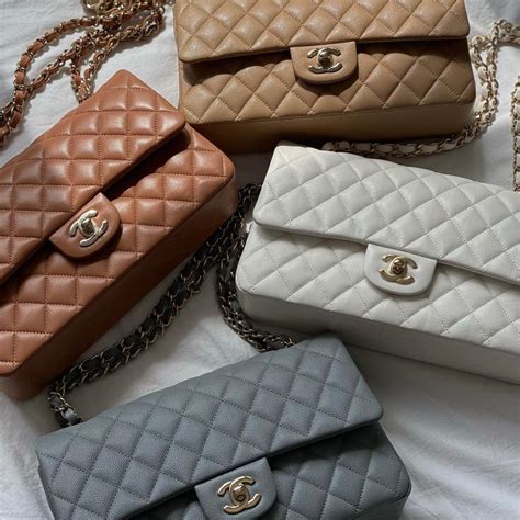 chanel boy bag colors 2023